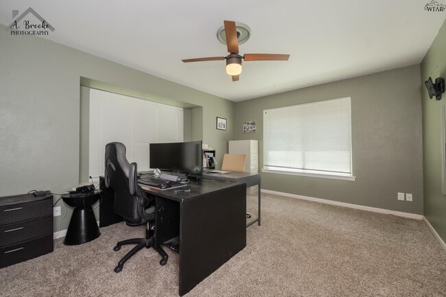 Building Photo - 4306 Briar Cliff Dr