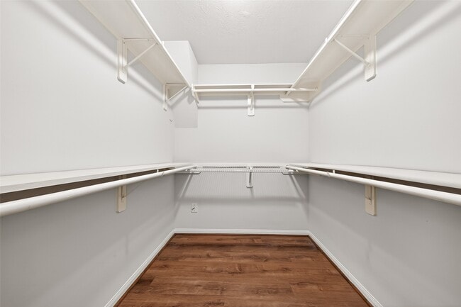 Building Photo - 6030 Wildbriar Ln