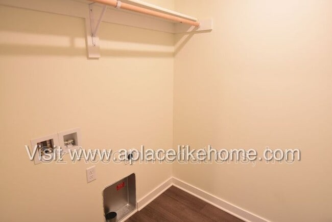 Building Photo - 4008 NW 95th Terrace