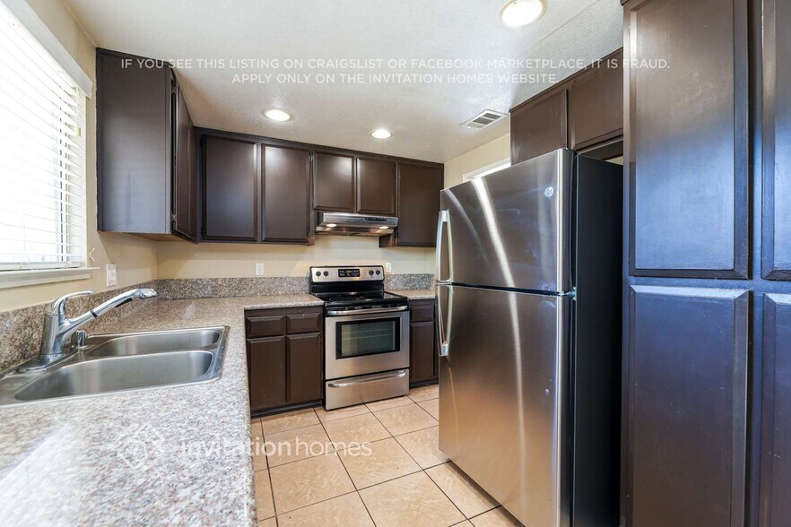 Building Photo - 8264 Florintown Way