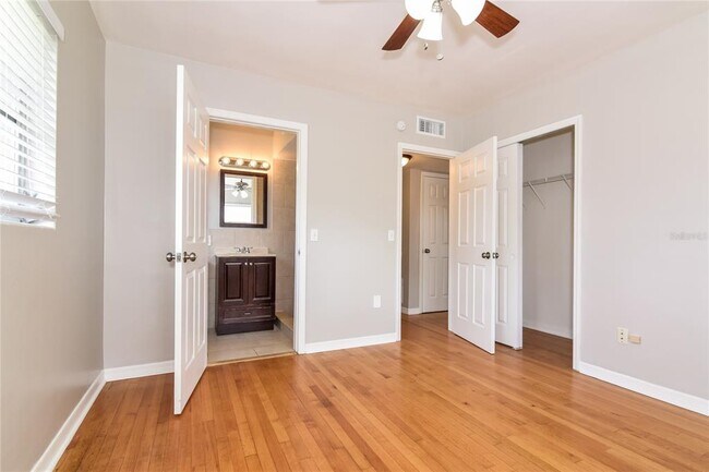 Building Photo - 1354 Whitacre Dr