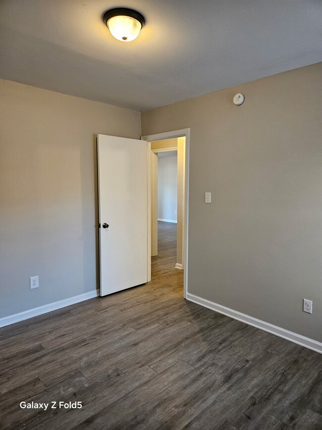 Building Photo - 200 A Galilean