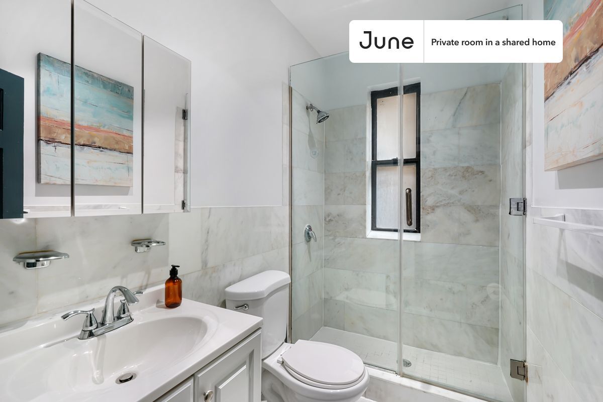 Building Photo - Room in Shared 2 bed/1 bath home