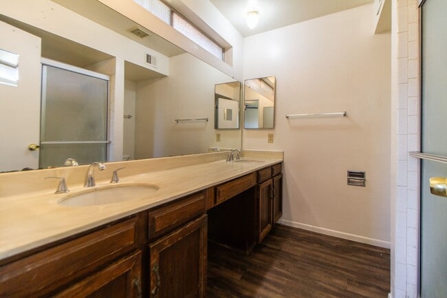 Building Photo - *COMING SOON IN FEBRUARY* 3 Bedroom 2 Bath Home