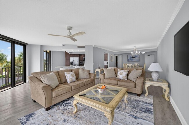Building Photo - 9650 S Ocean Dr