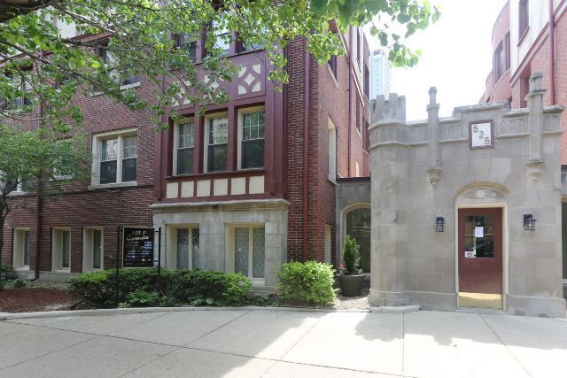 Building Photo - 525 W Cornelia