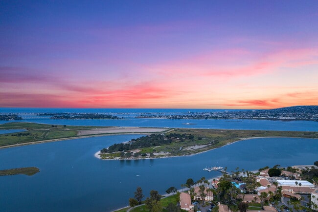 Building Photo - 1404 Lieta St