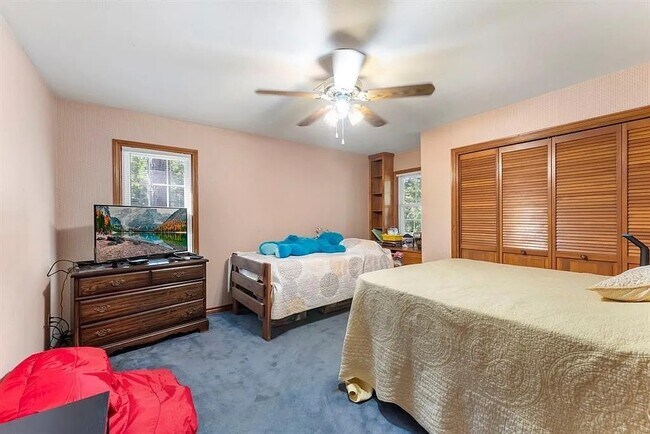 Building Photo - 2018 FM 1486