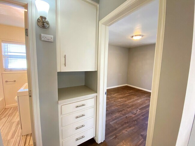 Building Photo - Prime North Park Living – Stylish Upstairs Corner 1-Bedroom!