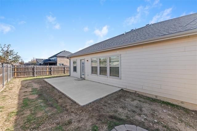 Building Photo - 500 Braewick Dr