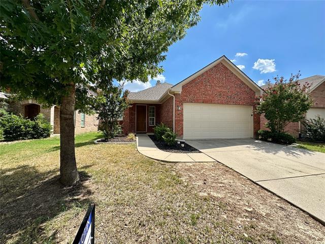 Building Photo - 16024 Alvarado Dr