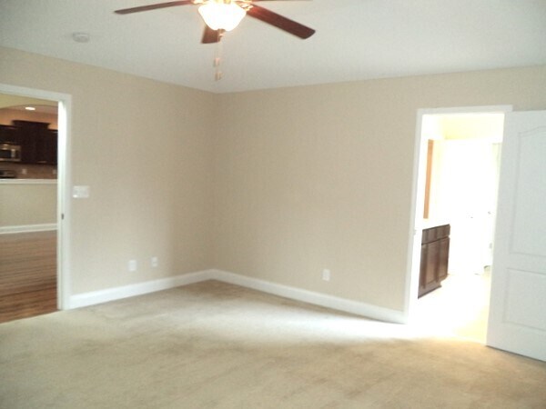 Building Photo - 3333 Cedar Branch Rd