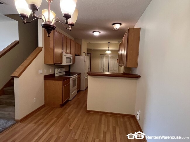 Building Photo - 17058 Embers Ave