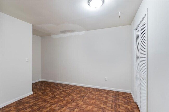 Building Photo - 1460 Wynsong Ct