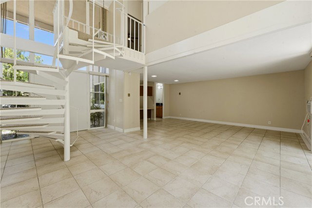 Building Photo - 4120 Del Mar Ave