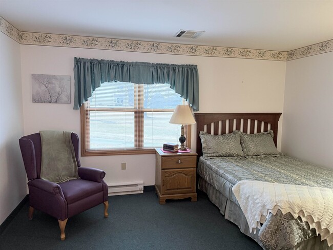 Building Photo - 161 Goehl Rd