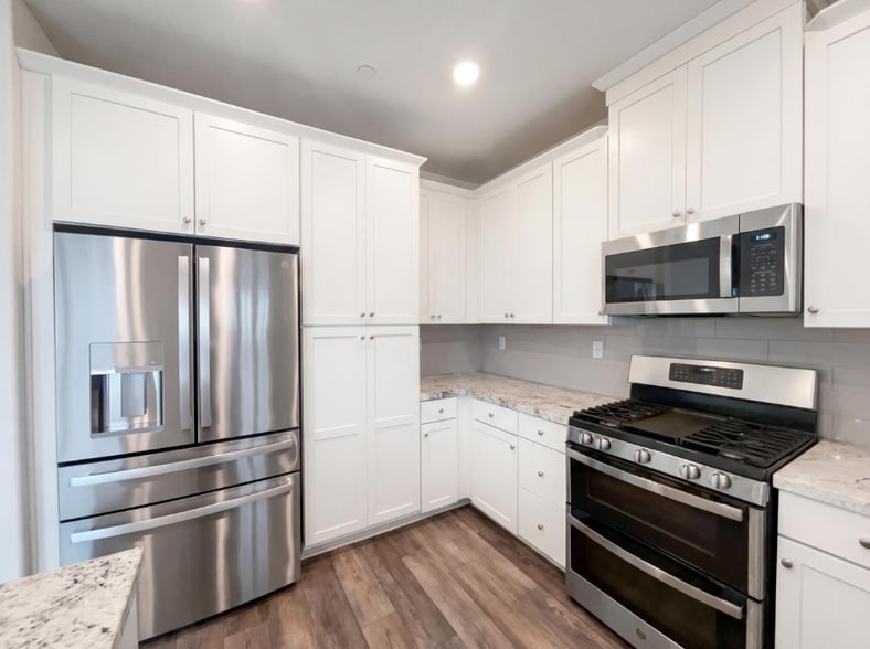 Building Photo - 2153 Lake Range Wy