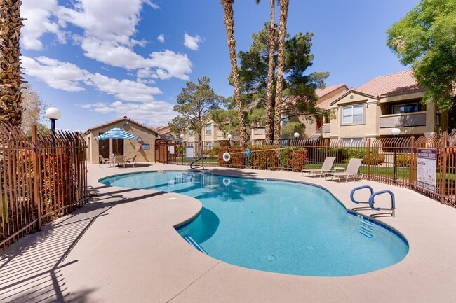 Building Photo - Bright First-Floor 2-Bedroom Condo with Private Patio in Silverado Ranch!