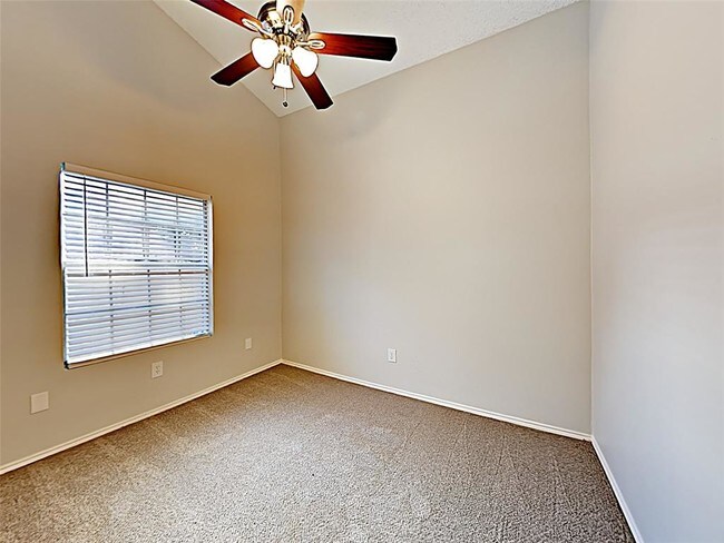 Building Photo - 2525 Country Creek Ln