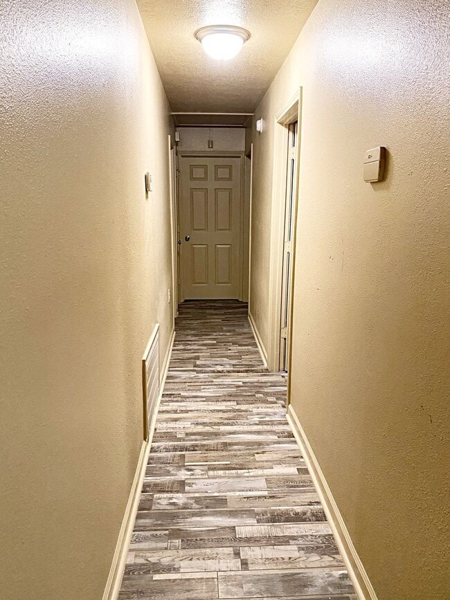 Building Photo - 1750 10th St