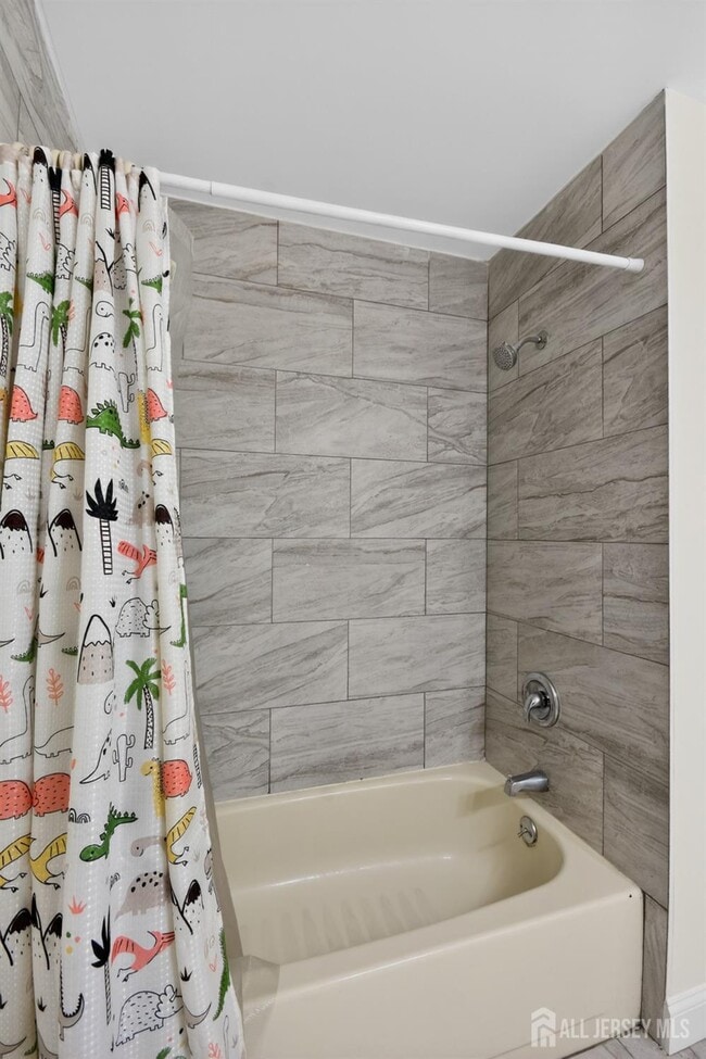 Building Photo - 111 Keystone Ct