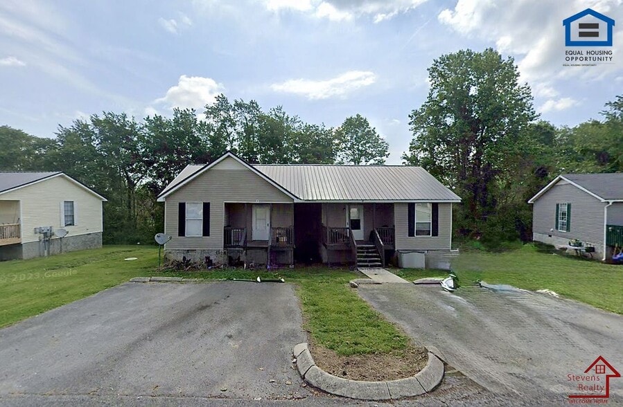 Primary Photo - 220 Dogwood Pointe Dr