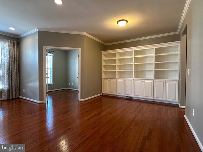 Building Photo - 22745 Balduck Terrace