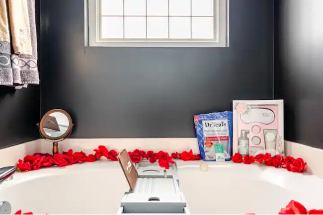 Building Photo - 901 Bordeaux Pl