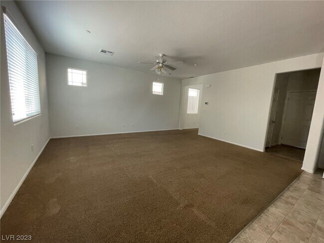 Building Photo - 6124 Castle Gardens Ave