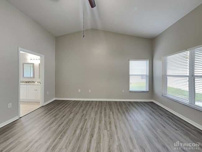 Building Photo - 14131 Colonial Spring Way