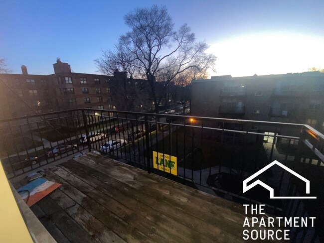 Building Photo - 2528 W Fitch Ave