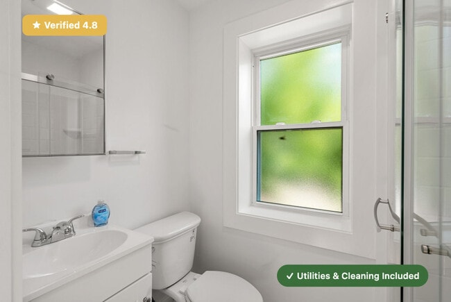 Building Photo - RoostUp Furnished Private Bedroom with Private Ensuite Bath in East Somerville!