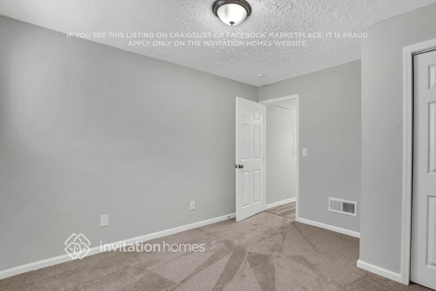 Building Photo - 2211 Doral Ct SW