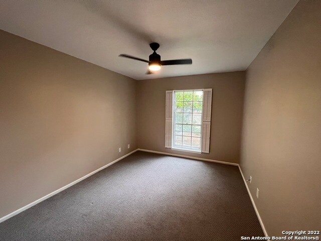 Building Photo - 645 Strings Dr