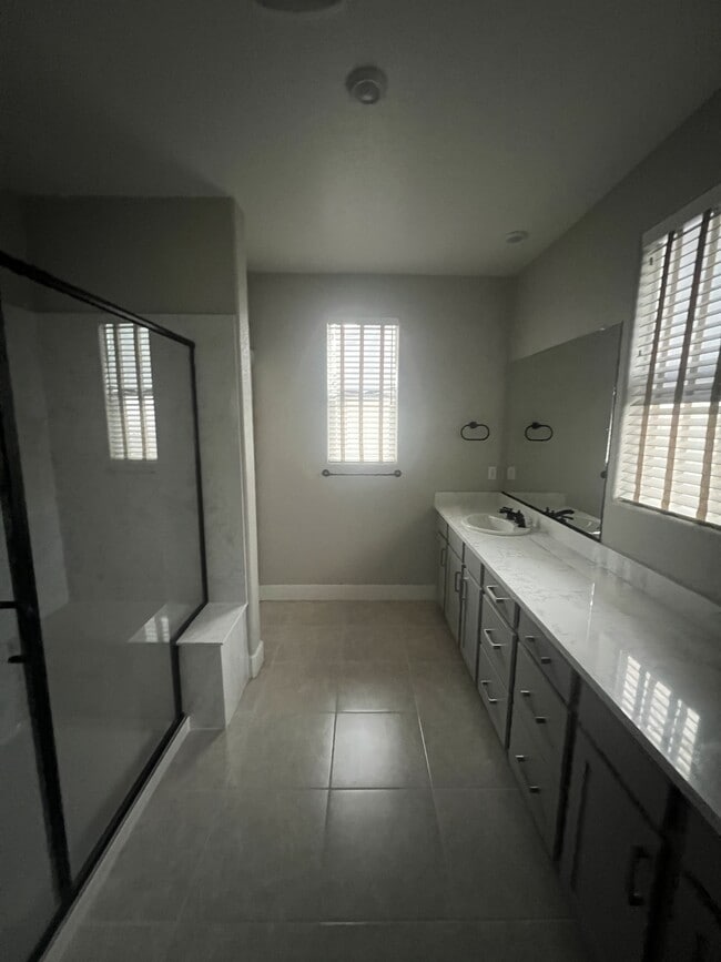 Building Photo - 232 Tuso Ranch Rd