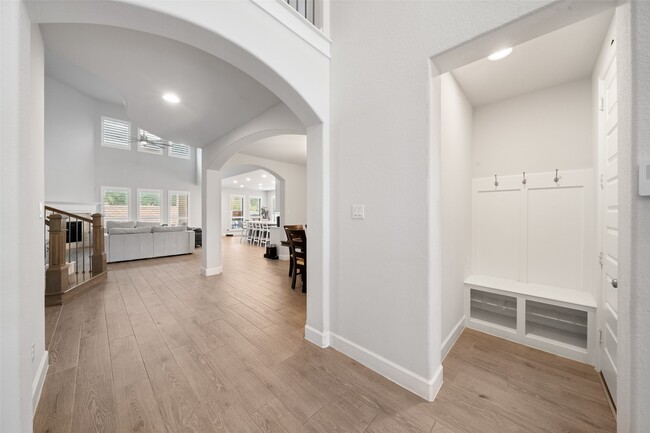 Building Photo - 221 Patina Sorrel Dr