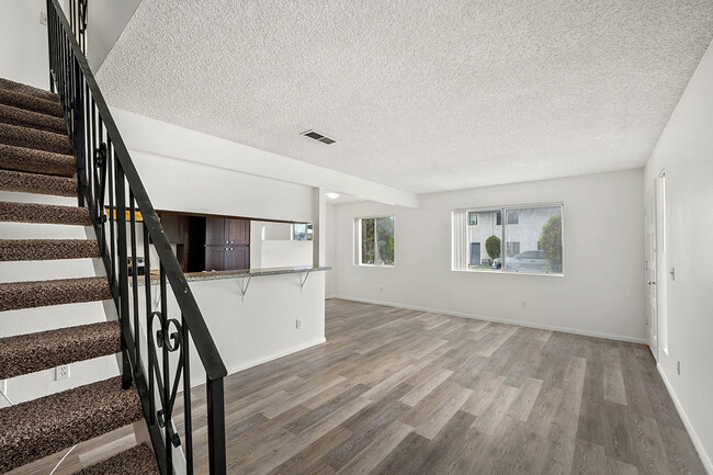 Building Photo - 12143 Wintercrest Dr