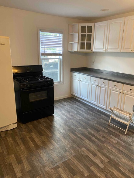 Building Photo - 26 Lawson Ave