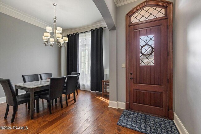 Building Photo - 216 Croft Row