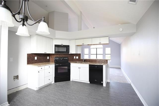 Building Photo - 603 Park View Ave