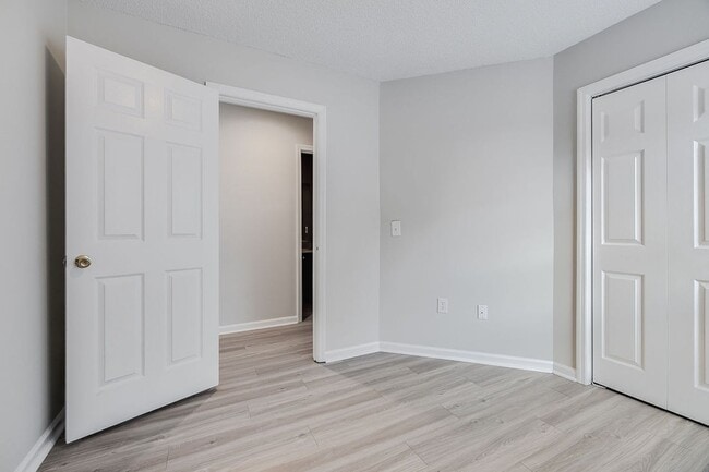 Building Photo - Spacious 3 Bedroom Home with Garage & Large Fenced Yard in Rincon