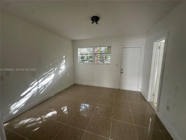 Building Photo - 740 84th St