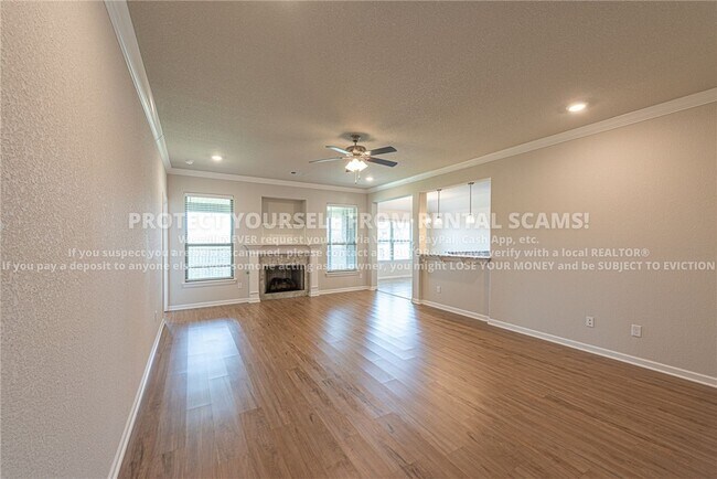 Building Photo - 4523 W Havana Ave