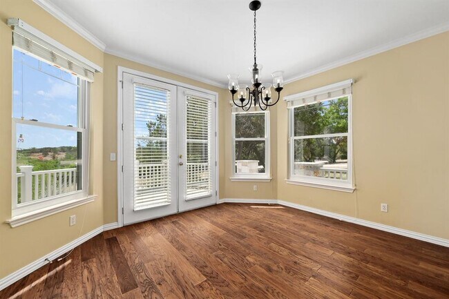 Building Photo - 14425 Evergreen Cove