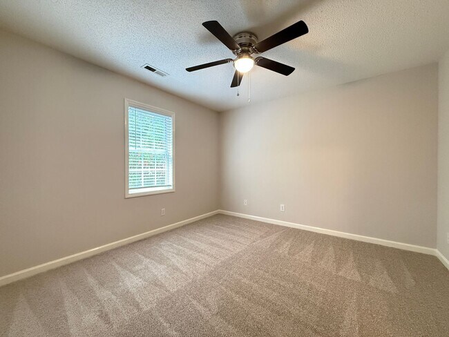 Building Photo - 5337 Moss Creek Ln