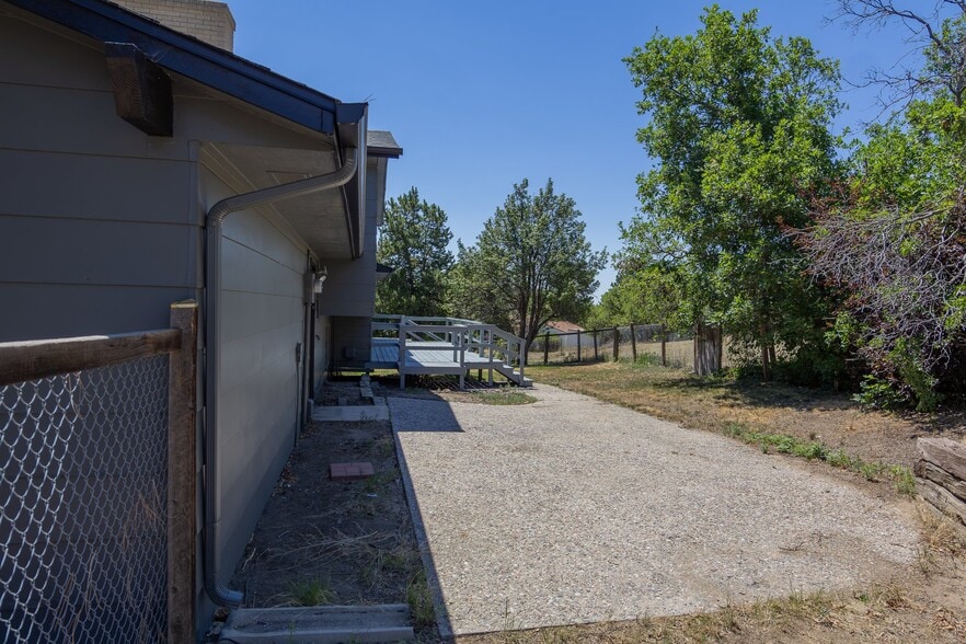 Building Photo - 5418 Alta Loma Rd