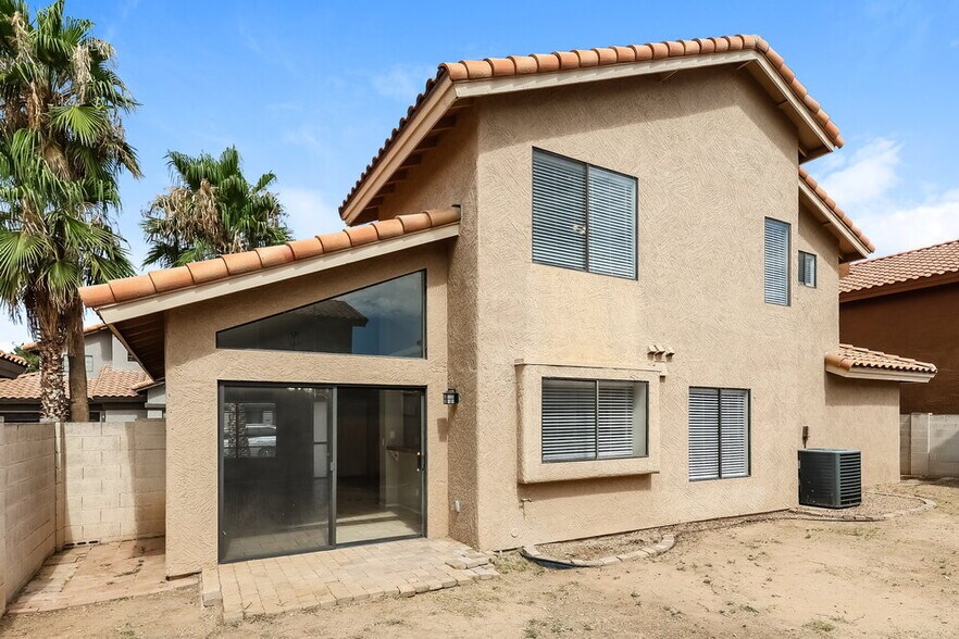 Building Photo - 18421 N 44th Pl