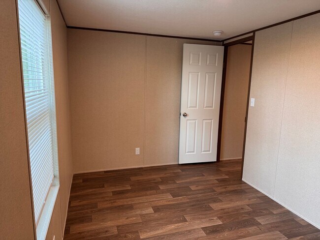 Building Photo - BRAND NEW 3 BED, 2 BATH MOBILE HOME!