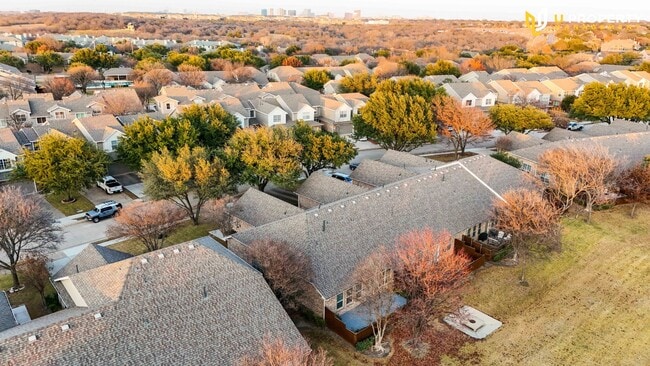 Building Photo - What's special