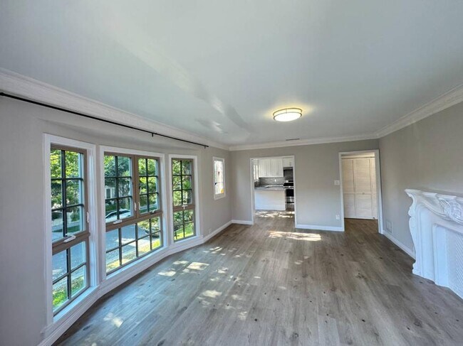 Building Photo - 2.0 bedroom in Beverly Hills California 90212